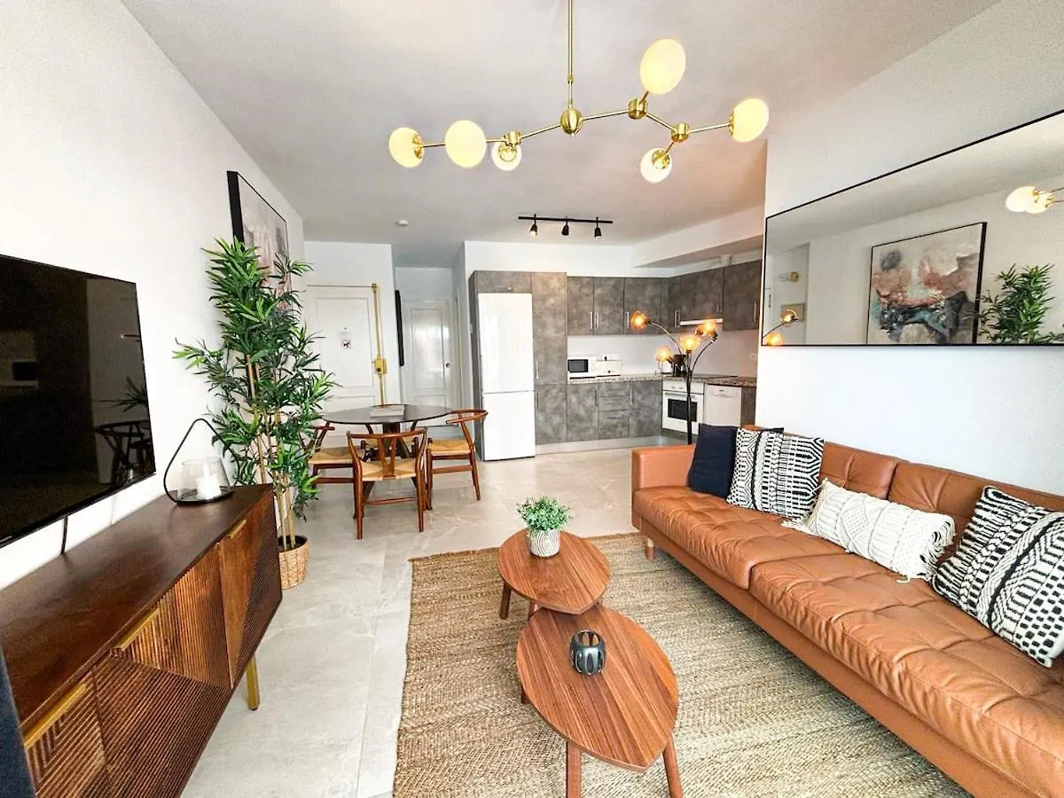 Renovated 2 Bedroom In Nerja Center, Carabeo Area 0*,  Spagna