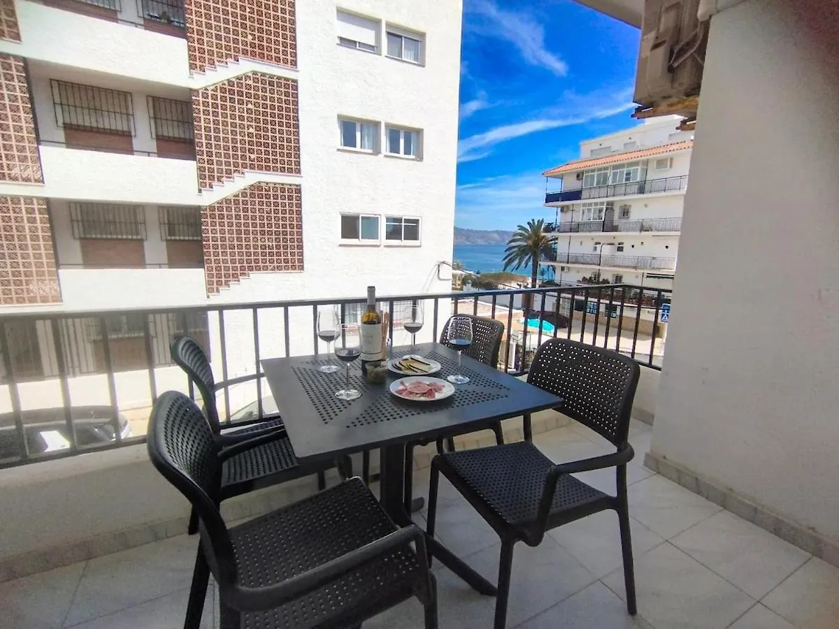 Appartamento Renovated 2 Bedroom In Nerja Center, Carabeo Area Spagna